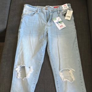 BRAND NEW JEANS. SIZE 9